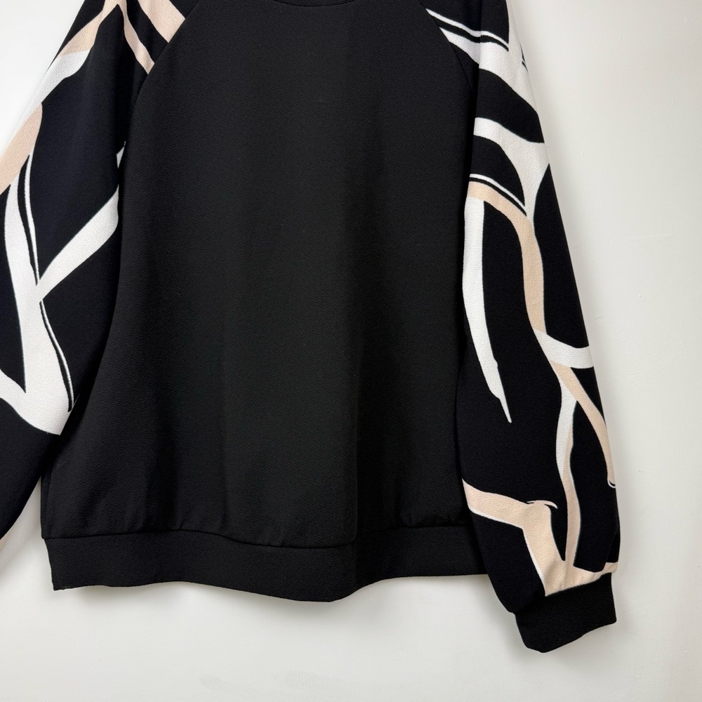 3/$25 SHEIN Black Crewneck Top with Abstract Print Sleeves | Size XL |Excellent - Picture 9 of 11